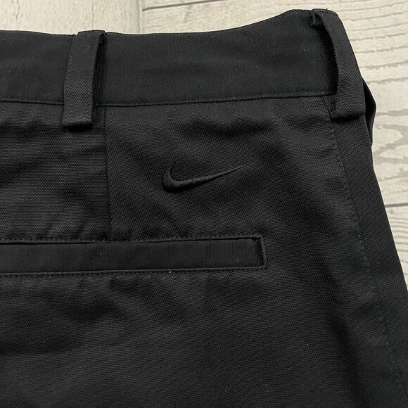 Nike Golf Men's W34 Black Flat Front Bermuda Dri-Fit Golf Shorts - Picture 2 of 9
